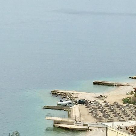Sea And Sky Apartments Sarandë 객실 사진