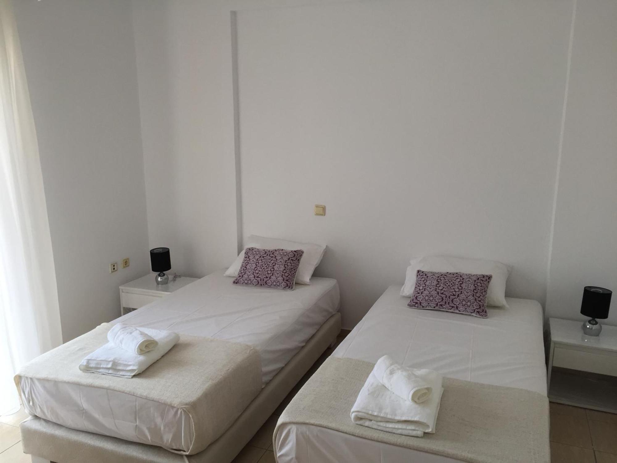 Sea And Sky Apartments Sarandë 객실 사진